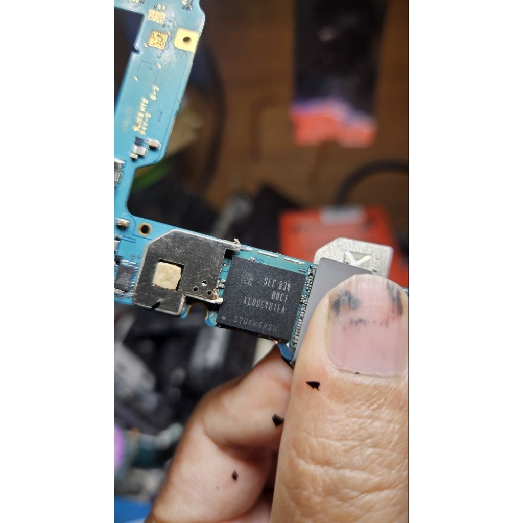 IC UFS 128GB KLUDG4UIEA original copotan tested