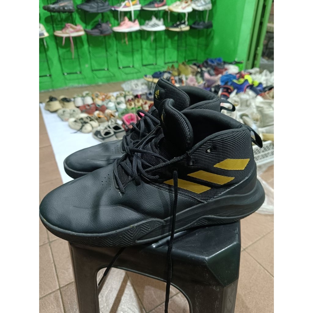 Sepatu Adidas Original Size 47 1/3 (US 12.5) Black Running Sport