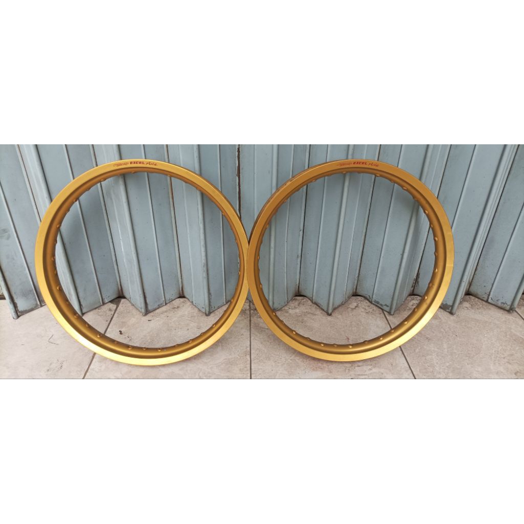 Velg Takasago Excel Asia Ring 18 + Ban Bridgestone Battlax BT 45 Set