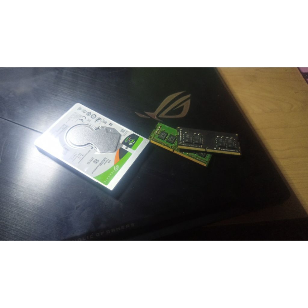 ram dan HDD laptop copotan asus rog gl503ge 2x8gb ddr4 =16gb +HDD 1tb