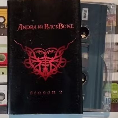 kaset pita andra and the backbone season 2