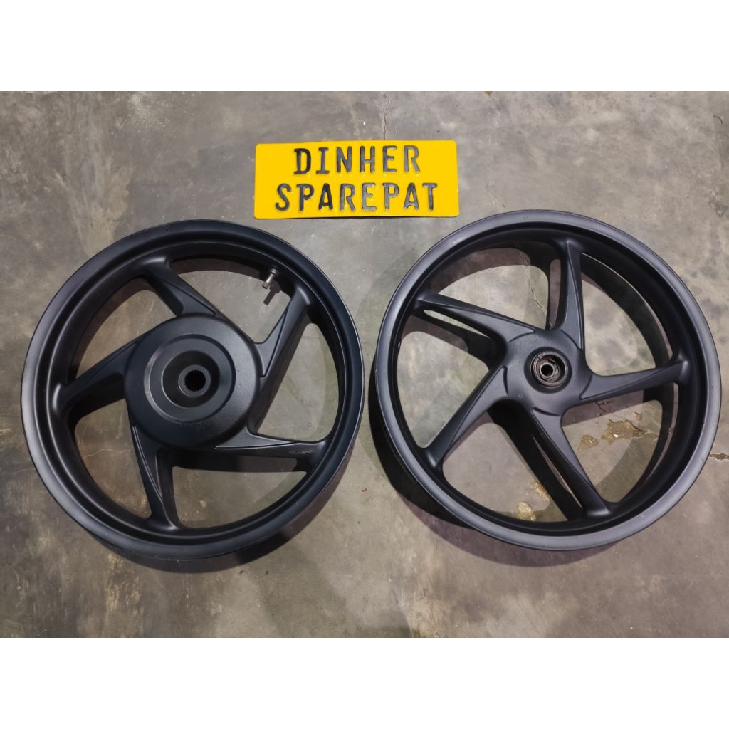 pelek depan belakang Vario 125 Vario 150 velg depan belakang Vario 125 Vario 150 original cabutan