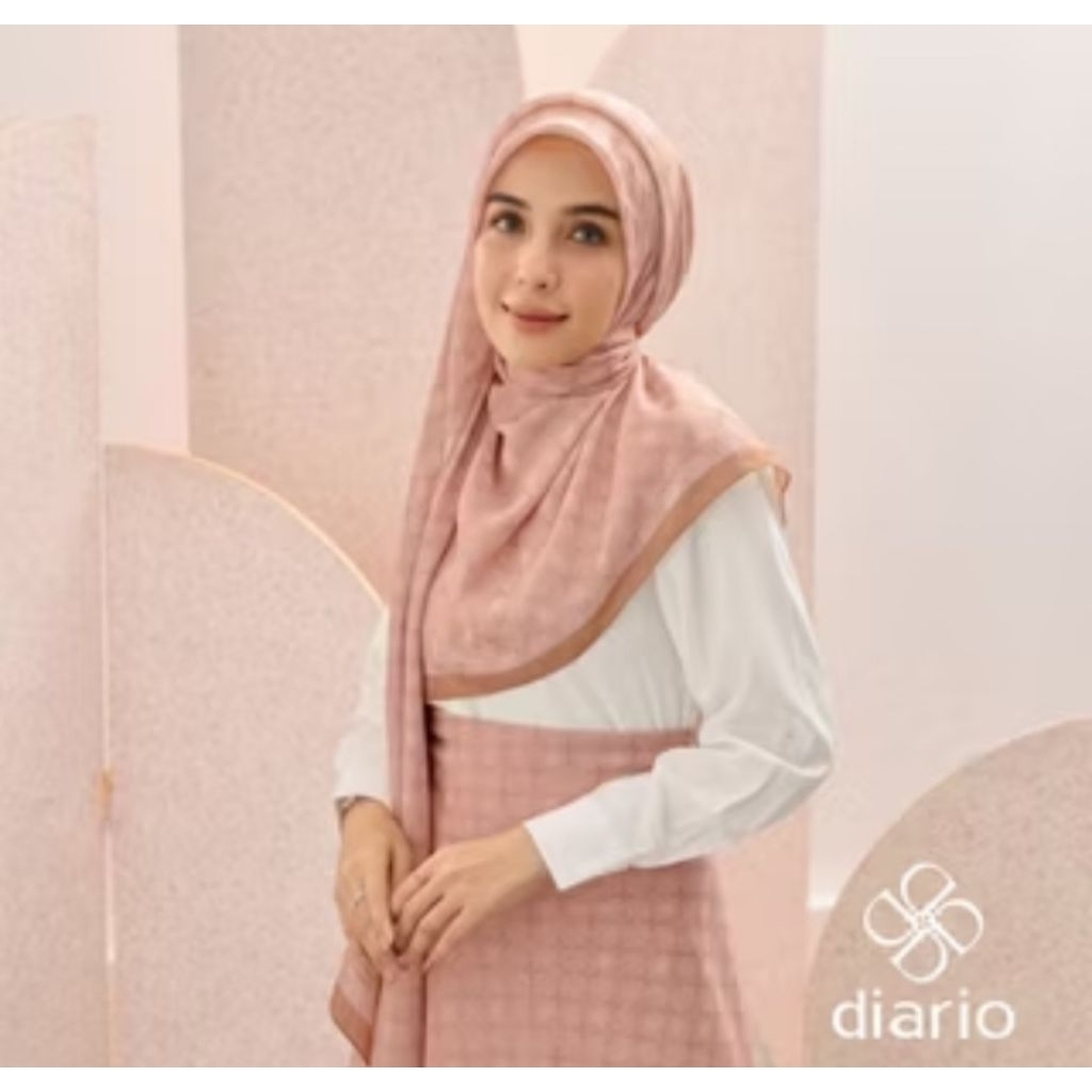 Diario hijab preloved