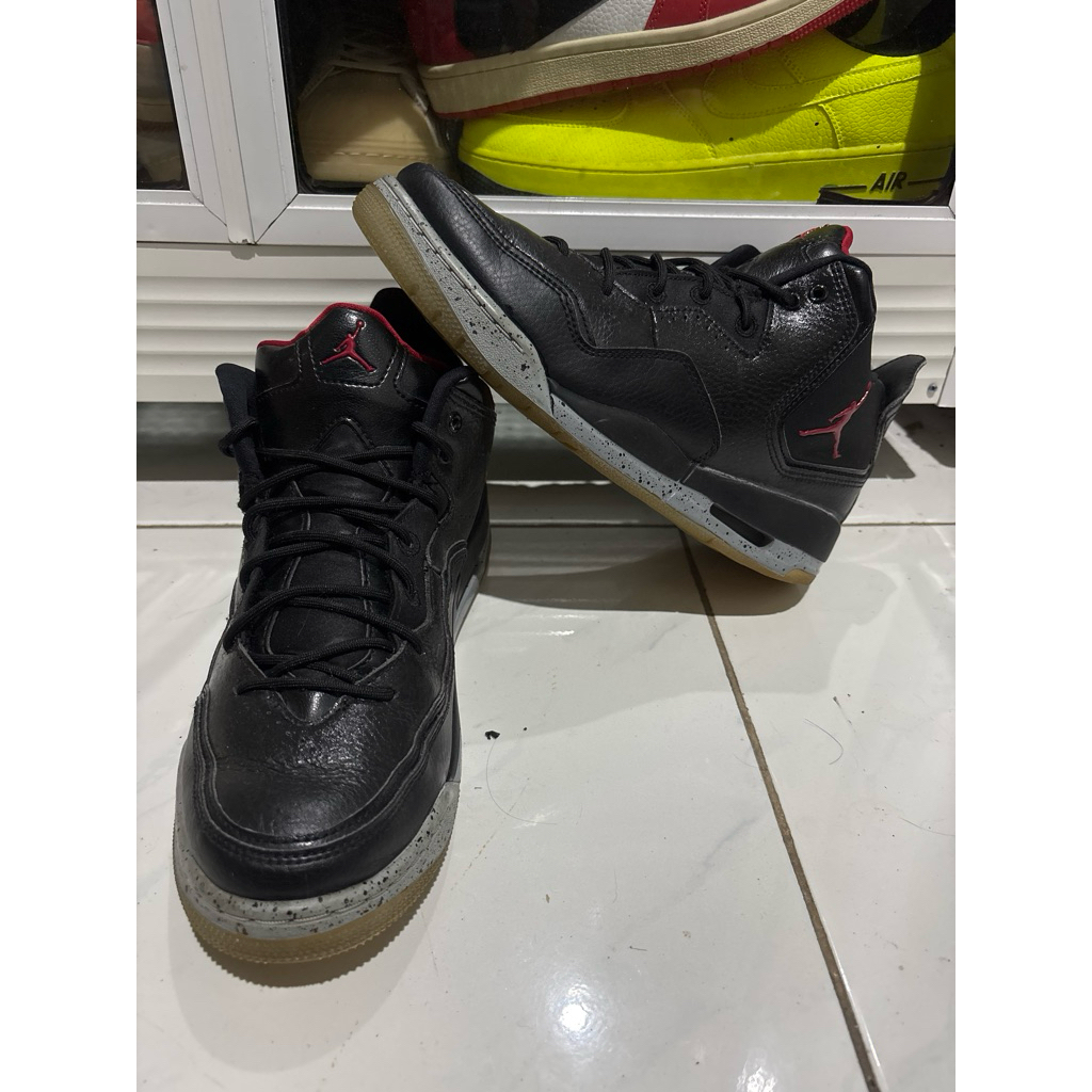 Jordan Courtside 23 'Black Particle Grey' size 42/265