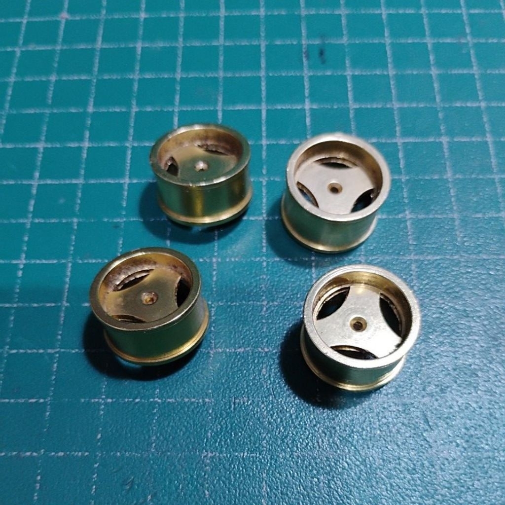 velg Tamiya alu emas size S