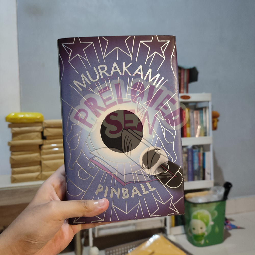 [BACA DESKRIPSI] PINBALL / HEAR THE WIND SING BY HARUKI MURAKAMI HARD COVER PRELOVED ENGLISH NOVEL B