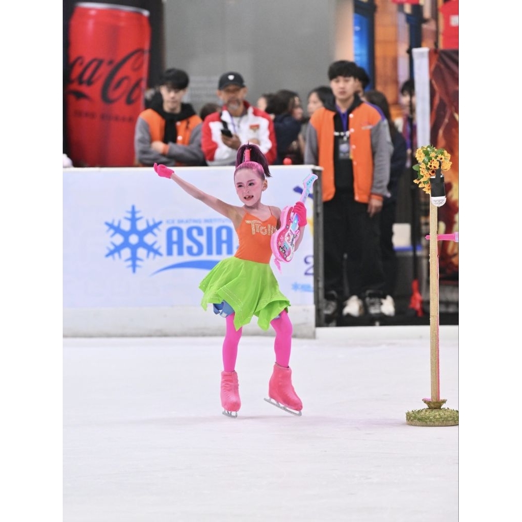 Transformasi Dress/Kostum Ice Skating Trolls