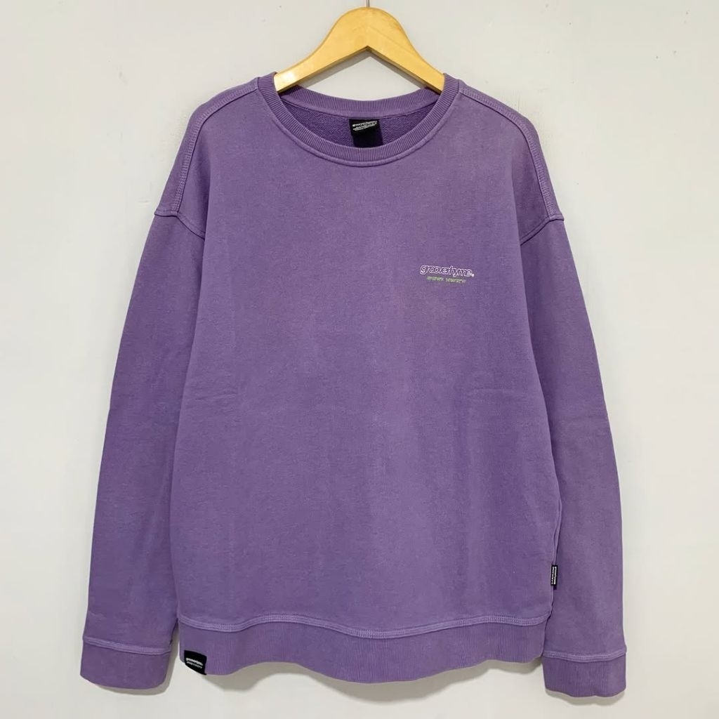 Groove Rhyme Crewneck