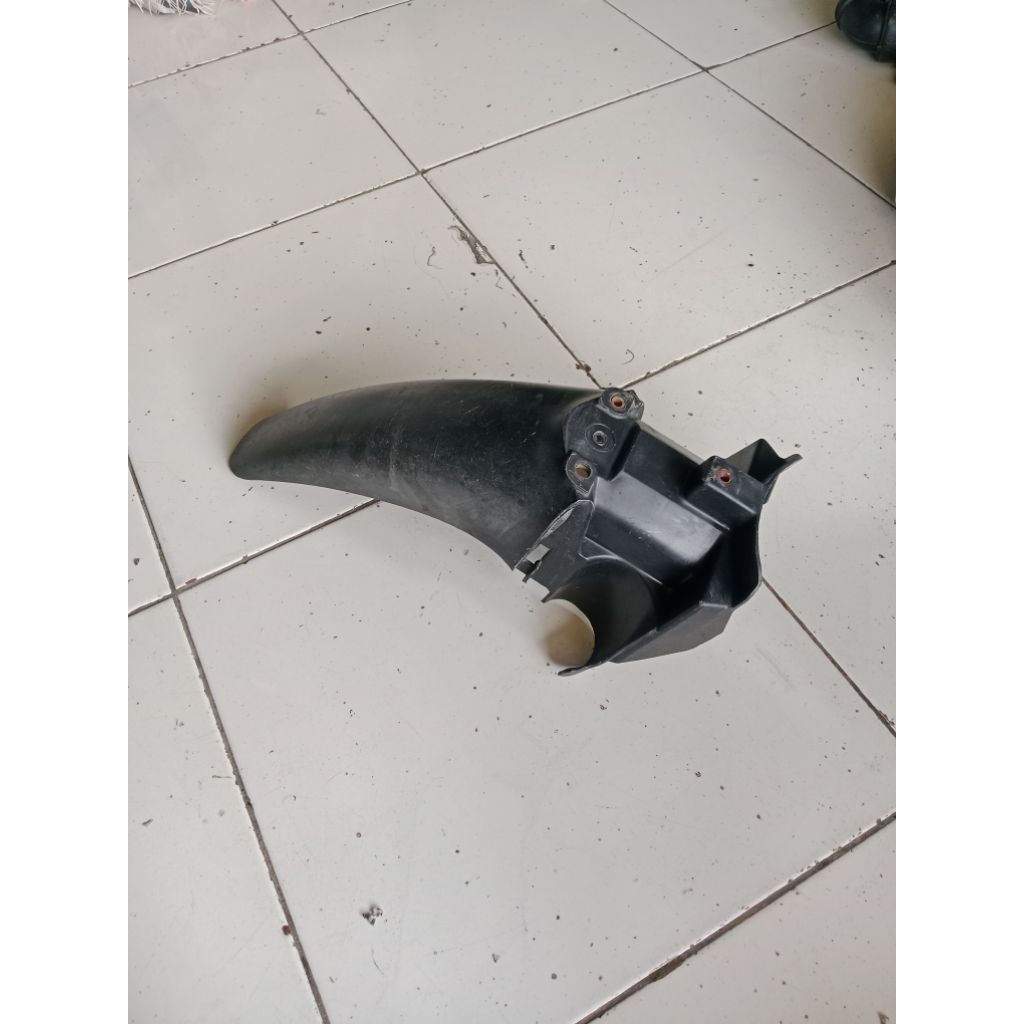 spakbor depan B Karisma Supra X 125 old bekas original