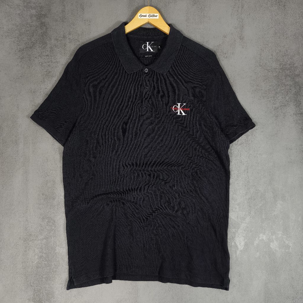 Kaos Kerah Calvin Klein jeans