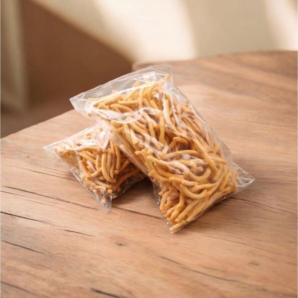 stik bawang gurih renyah