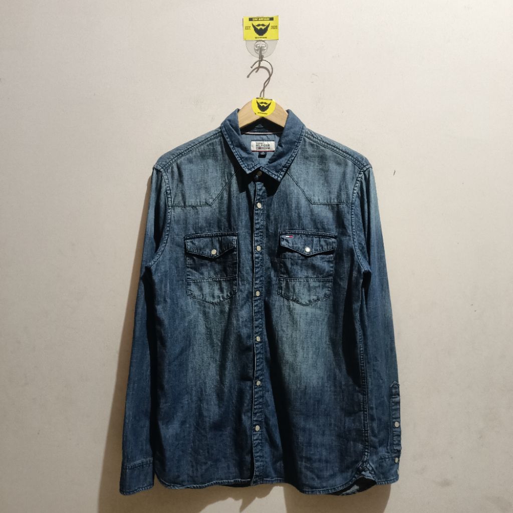 kemeja denim tommy hilfiger lengan panjang