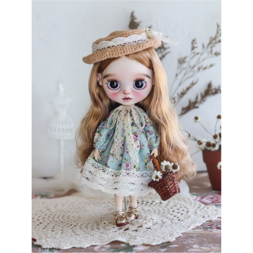 Blythe Outfit Handmade | Baju boneka Blythe | Vintage floral lace dress for Blythe