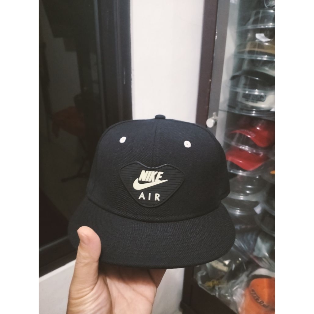 Topi Nike Air Max 90 Heritage True Snapback - Black/Glow In The Dark - Original