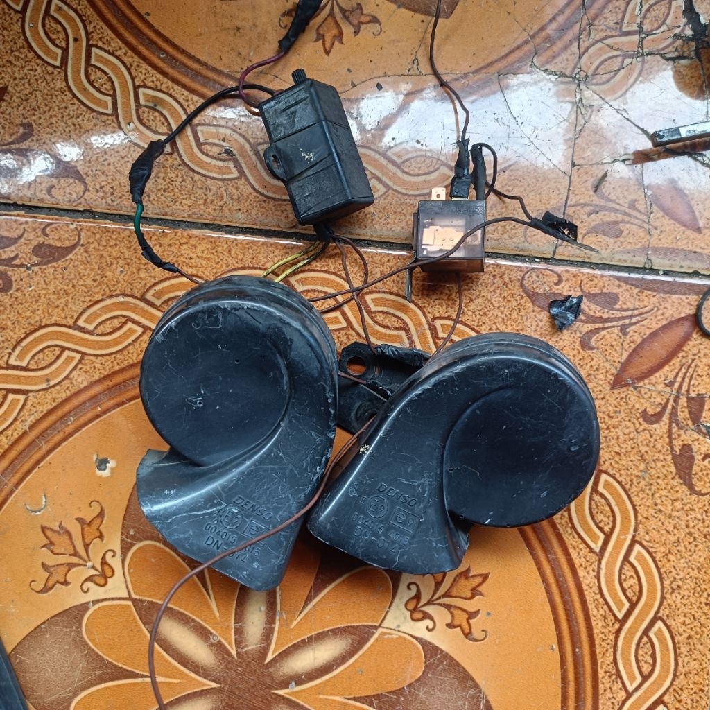 klakson denso set relay