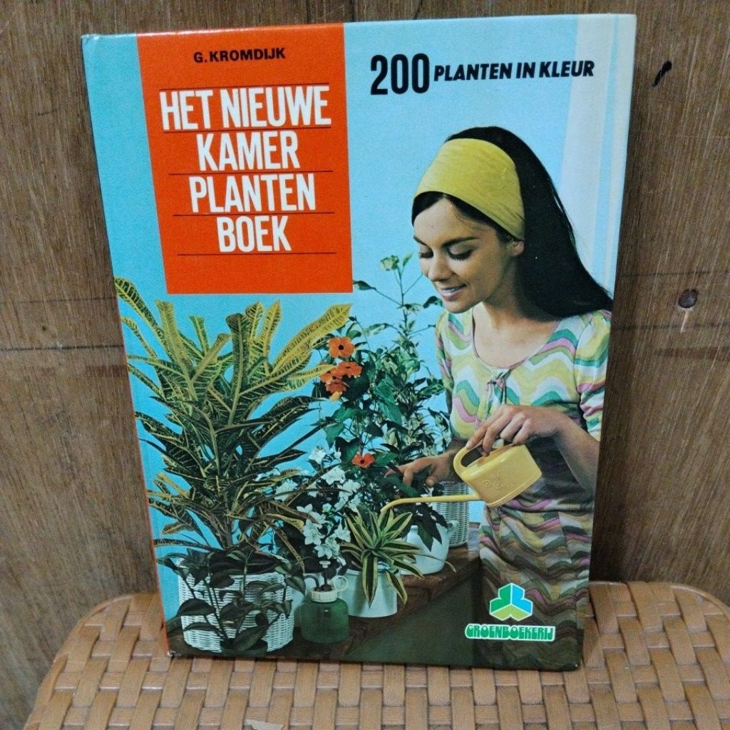 BUKU BEKAS ORIGINAL KONDISI MULUS HET NIEUWE KAMER PLANTEN BOEK/200 PLANTEN IN KLEUR/G.KROMDIJK