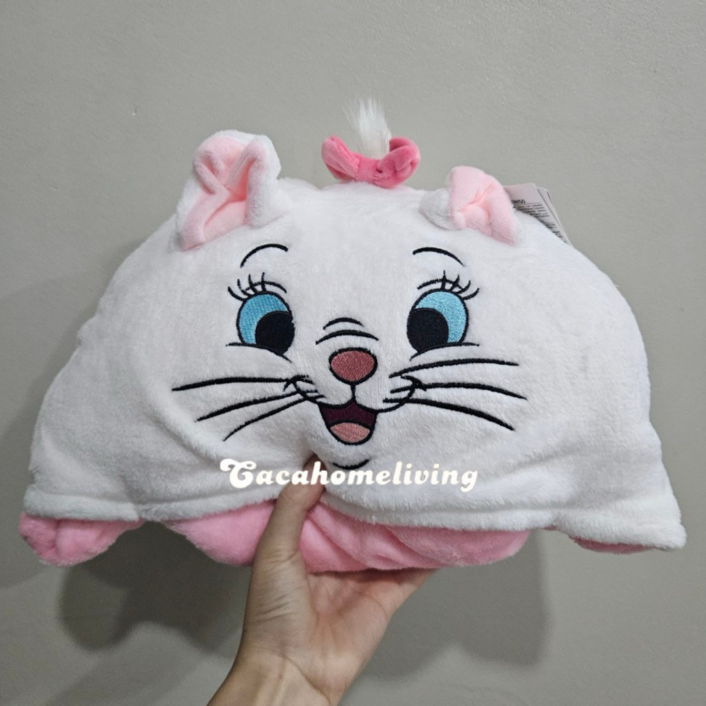 Miniso x Disney - Hooded Blanket / Balmut / Bantal Selimut Disney Marie Cat Collections (90x140cm)