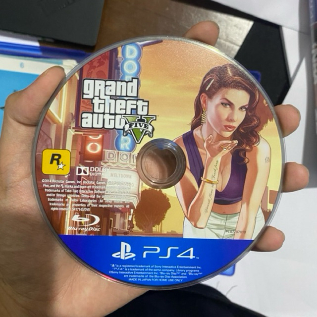 kaset PS 4 GTA 5