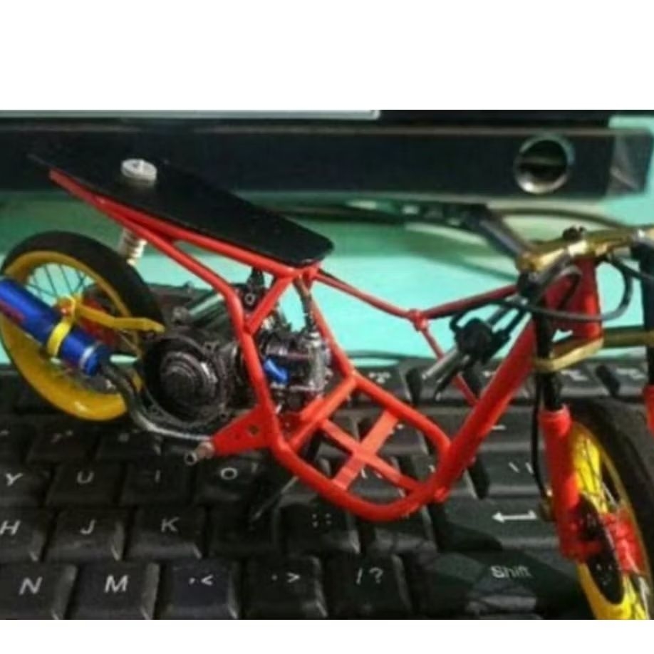 diecast motor Yamaha Mio versi modif drag full set