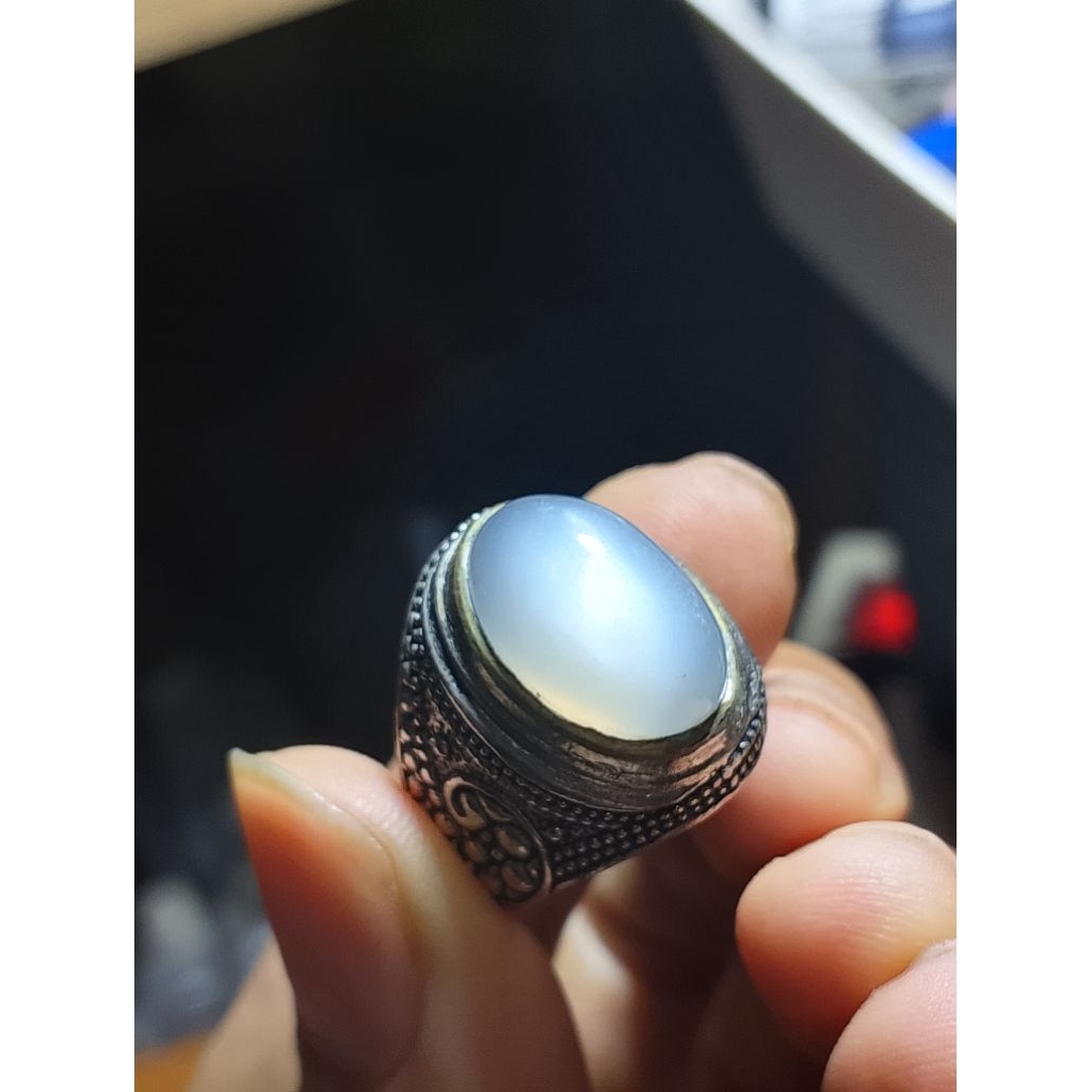 biduri bulan Ceylon klep super