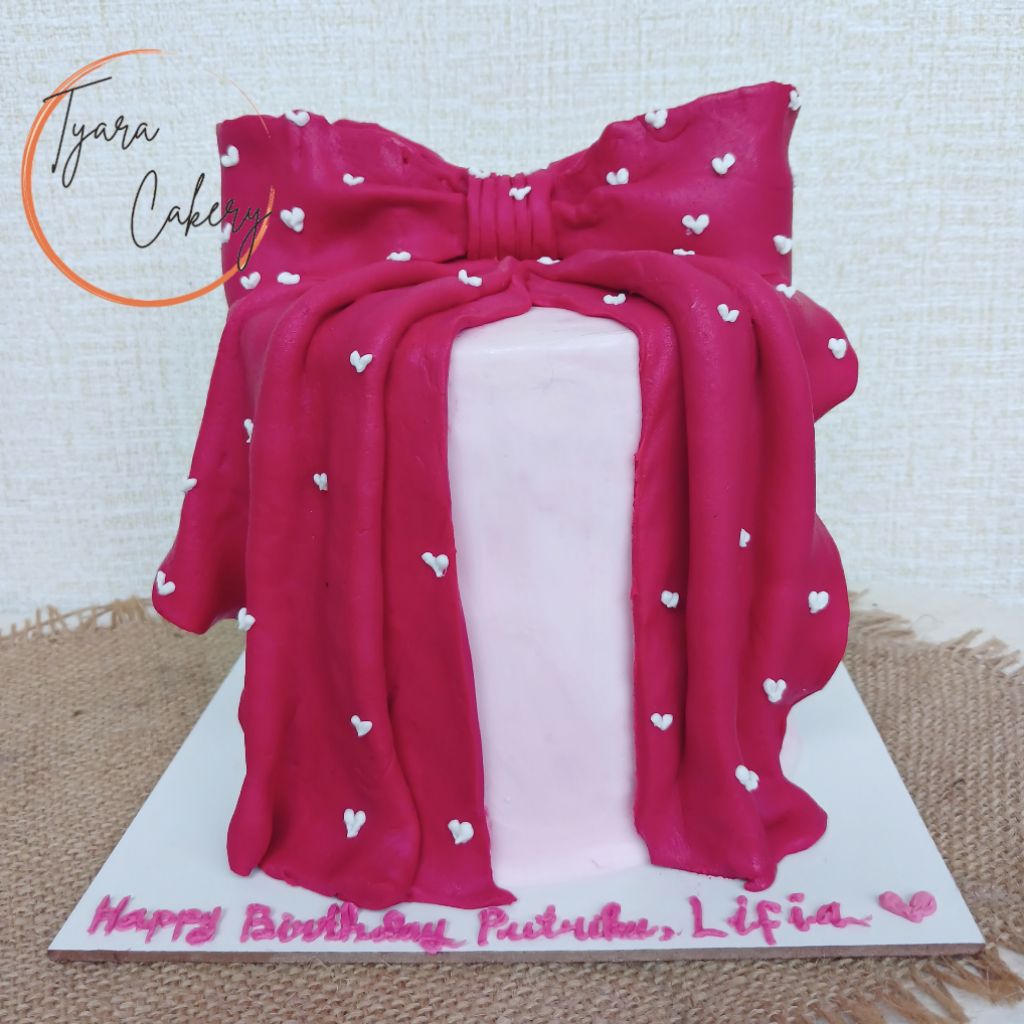 Bow Cake | Ribbon Cake | Custom Cake Bandung
