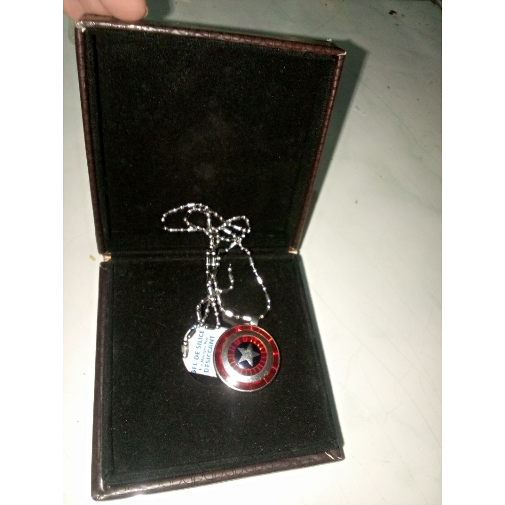 kalung pendant original mci marvel