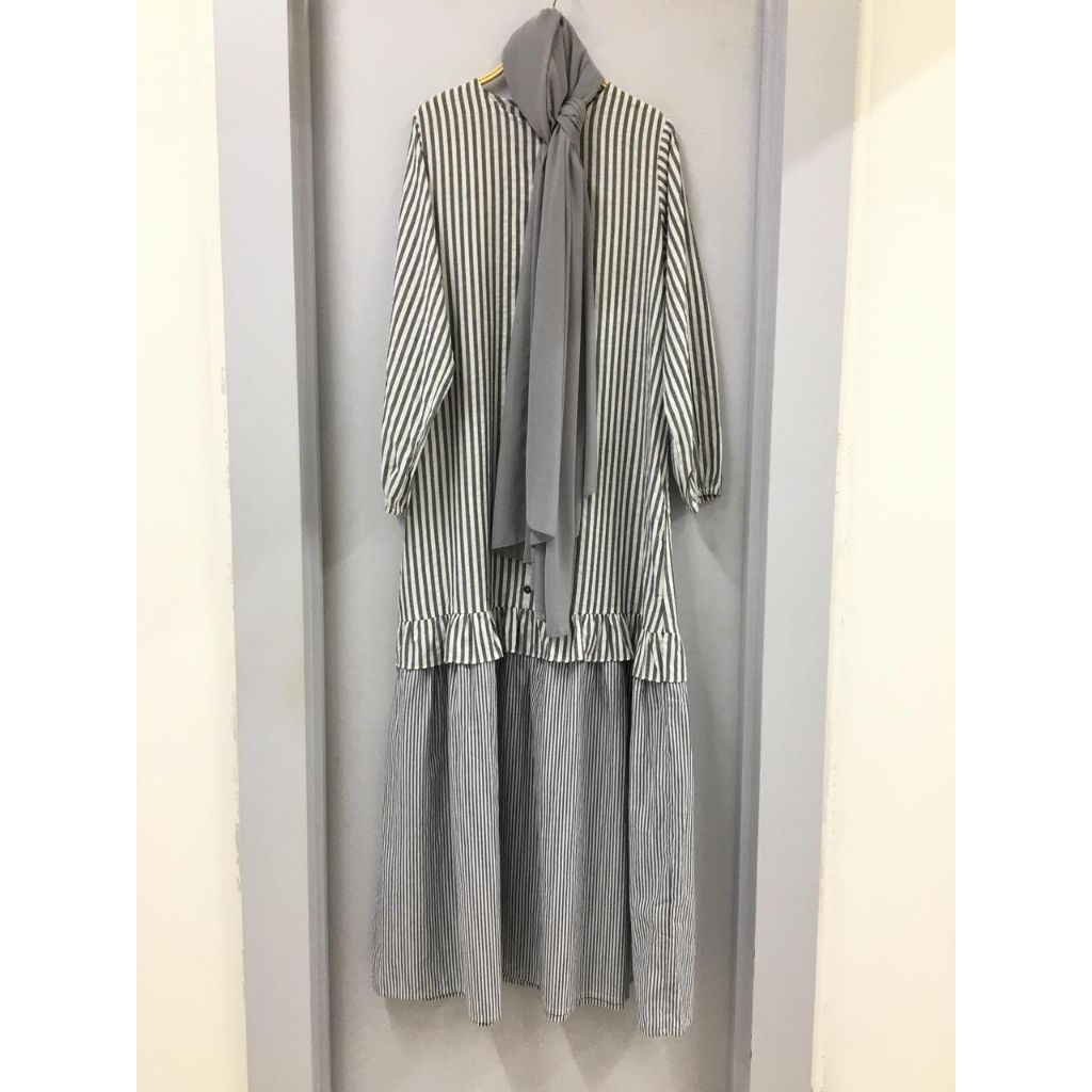 PL set bazla grey broken white SiSeSa