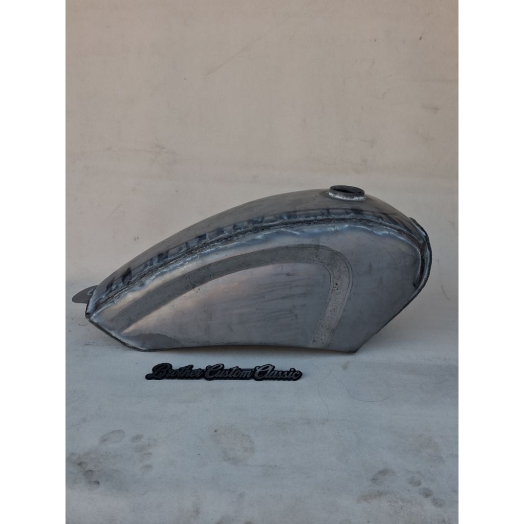 Tangki Custom Indian Bobber Japstyle