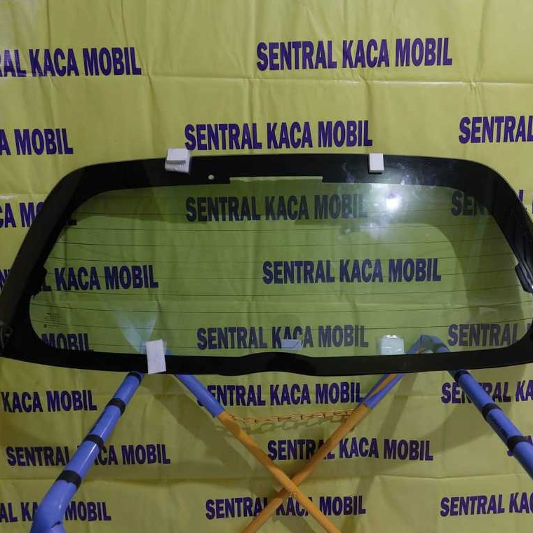 KACA BELAKANG  MOBIL DIAHATSU GRAND MAX STATION SNI- DIASURANSIKAN