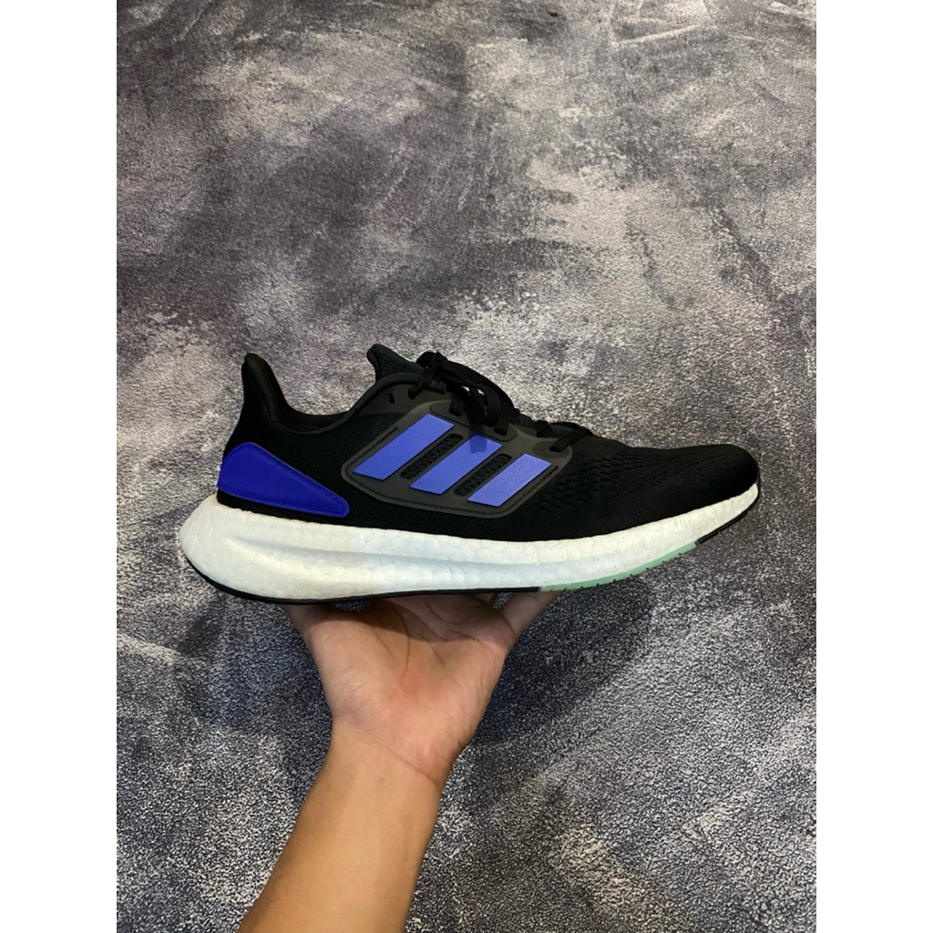 Sepatu Second Running/Lari Adidas Pureboost 22 Size 42