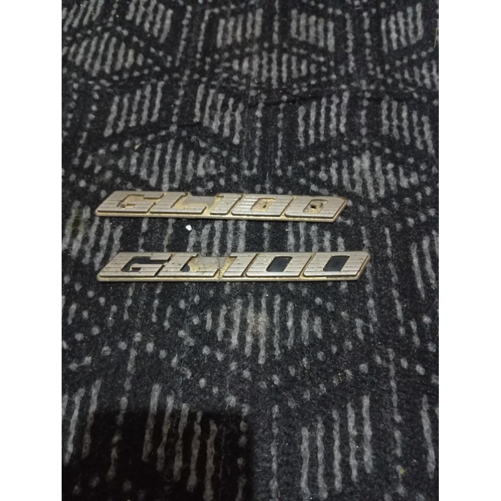 emblem tepong GL 100 original