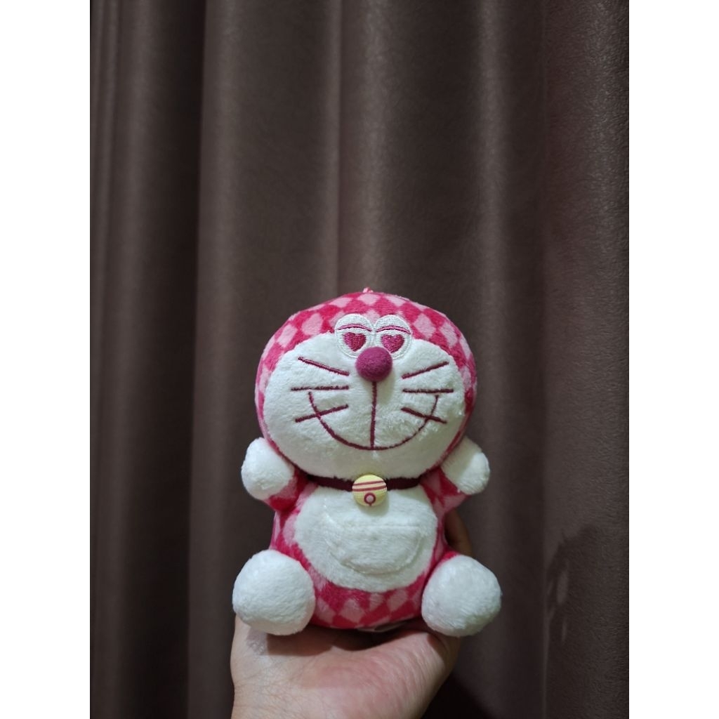 Gantungan Pink Doraemon Pink Newtag