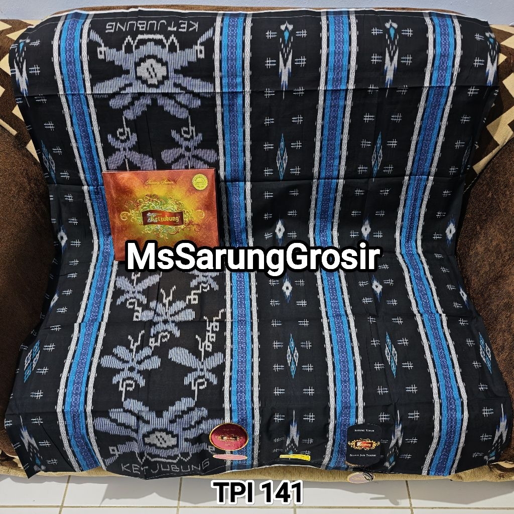 Sarung Ketjubung Red SKG TCC TJM & TCW Mesres Jahit Tengah