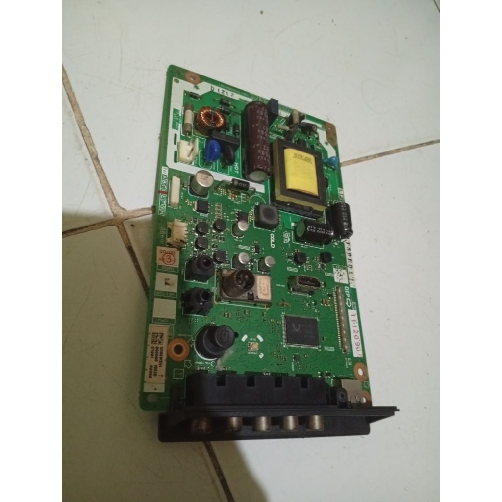 Mesin Tv Lcd Sharp Aquos 24 inch Normal Siap Pakai