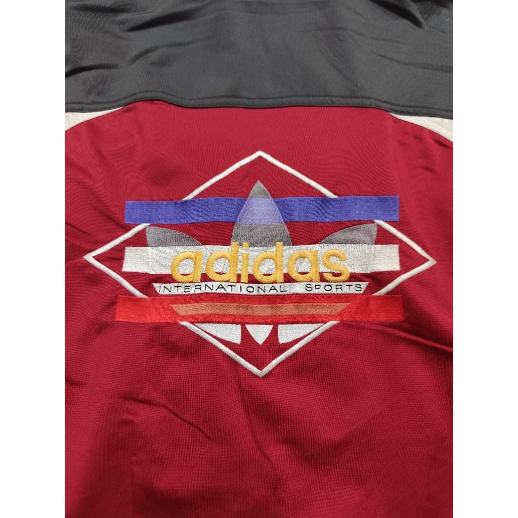 Tracktop Adidas Bunga Internasional Vintage 80-90s