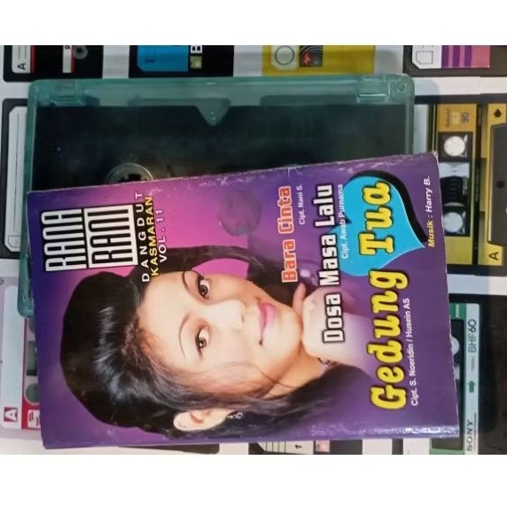 kaset pita rana rani gedung tua