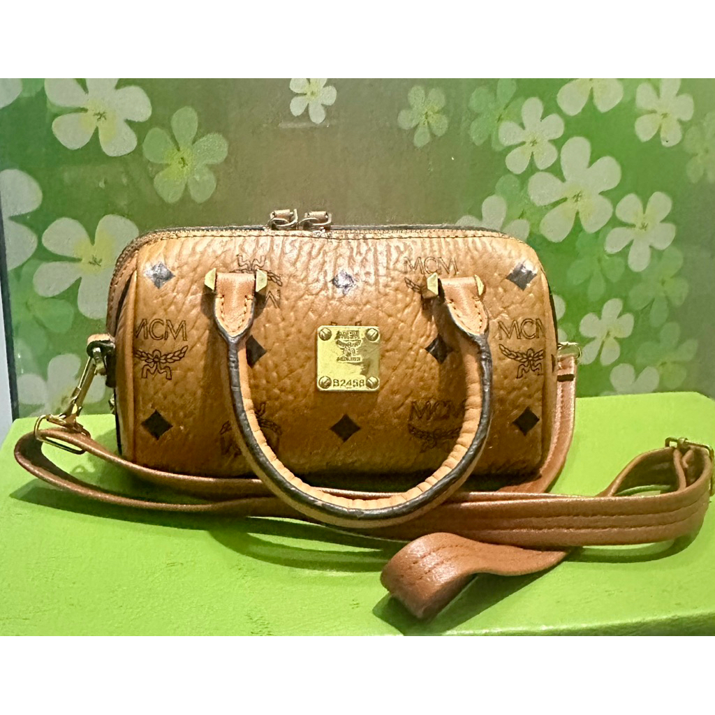 tas preloved MCM Mini Boston Visetos