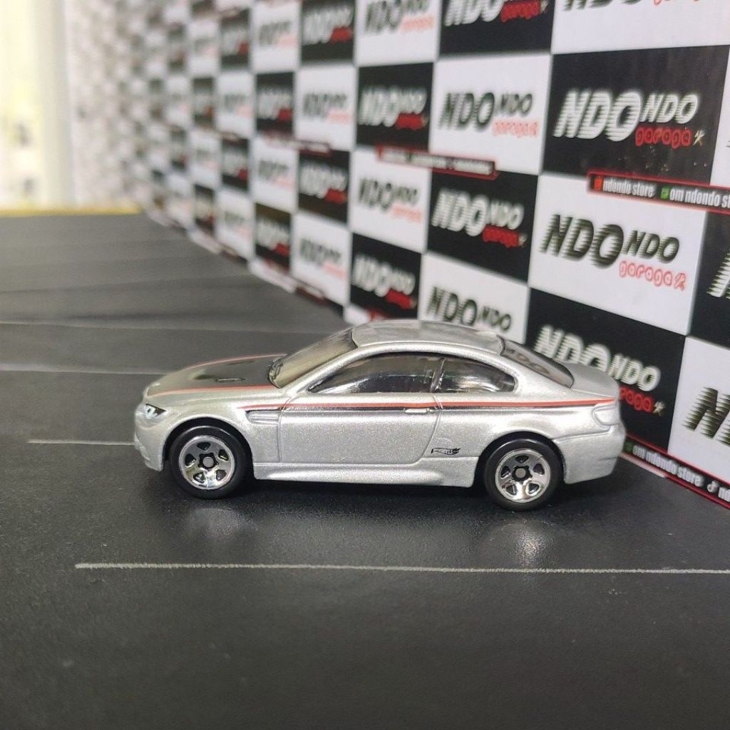 Hot Wheels '10 BMW M3 Silver 2nd Loose - 2016 BMW Series