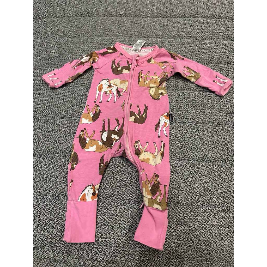 BONDs SLEEPSUIT