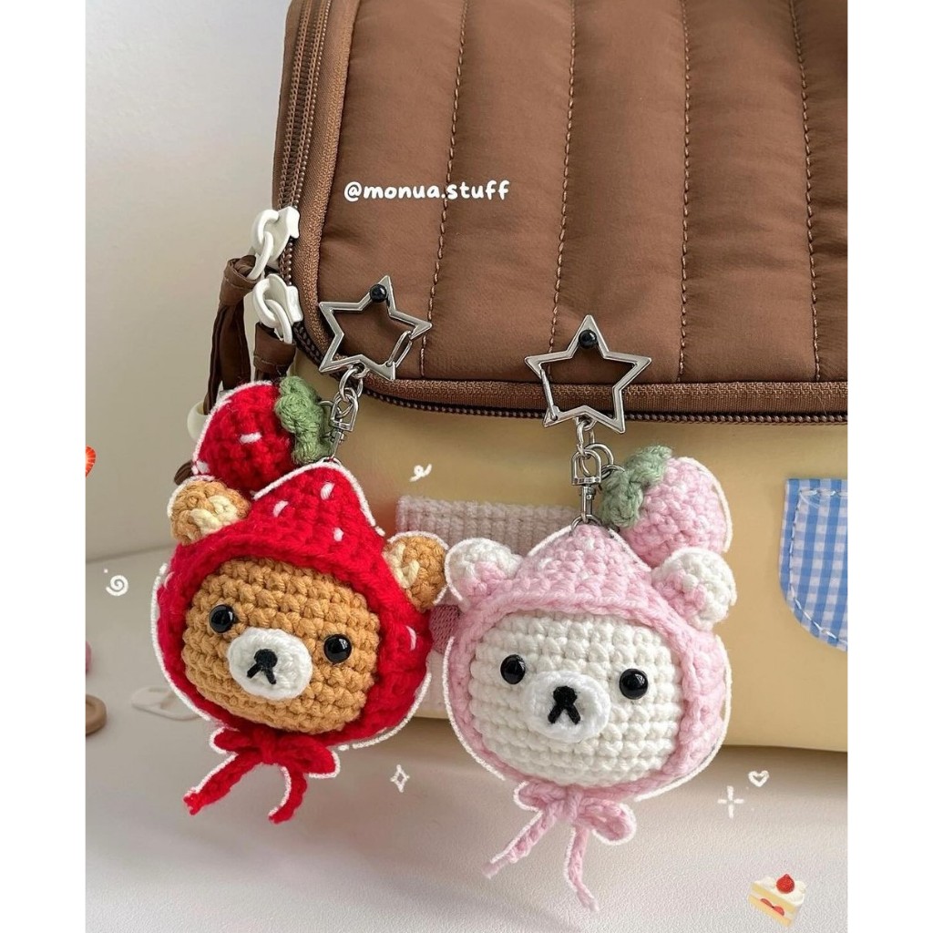 Gantungan kunci strawberry rilakkuma