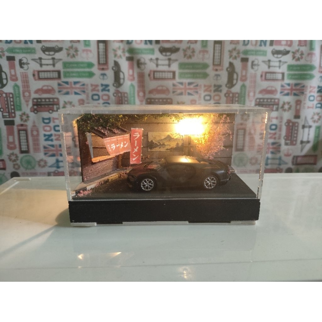 Diorama+Mini GT 374 Bugatti Chiron Super Sport 300+ Matte Black (Mulus)