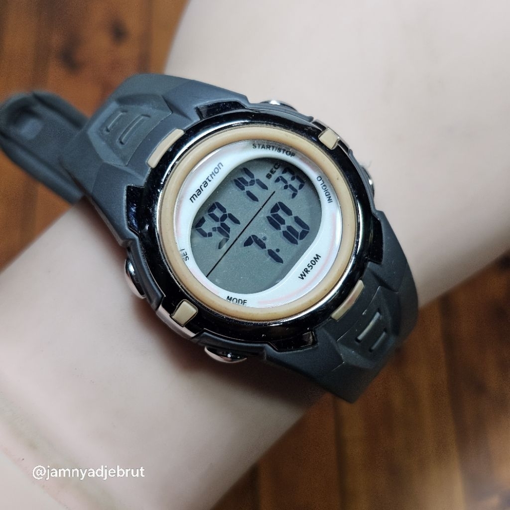 Jam Digital Timex Marathon T5K360 Grey Pink Ladies Bekas