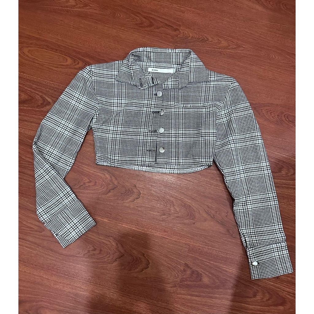 NEW BY DAWN Ash Cropped Shirt / Plaid Crop Top / Atasan Kemeja Wanita Garis Kotak Kotak