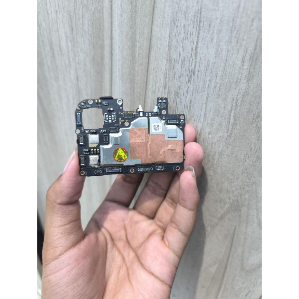 Mesin Oppo a55 Kondisi Mati Cocok Buat Bahan Kanibalan