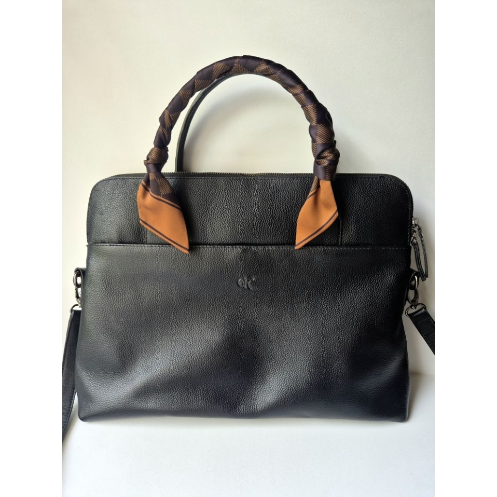 GK Naraya Laptop Bag Tas Laptop Tas Kerja Wanita Pria Kulit Asli Genuine Leather Preloved Like New 9