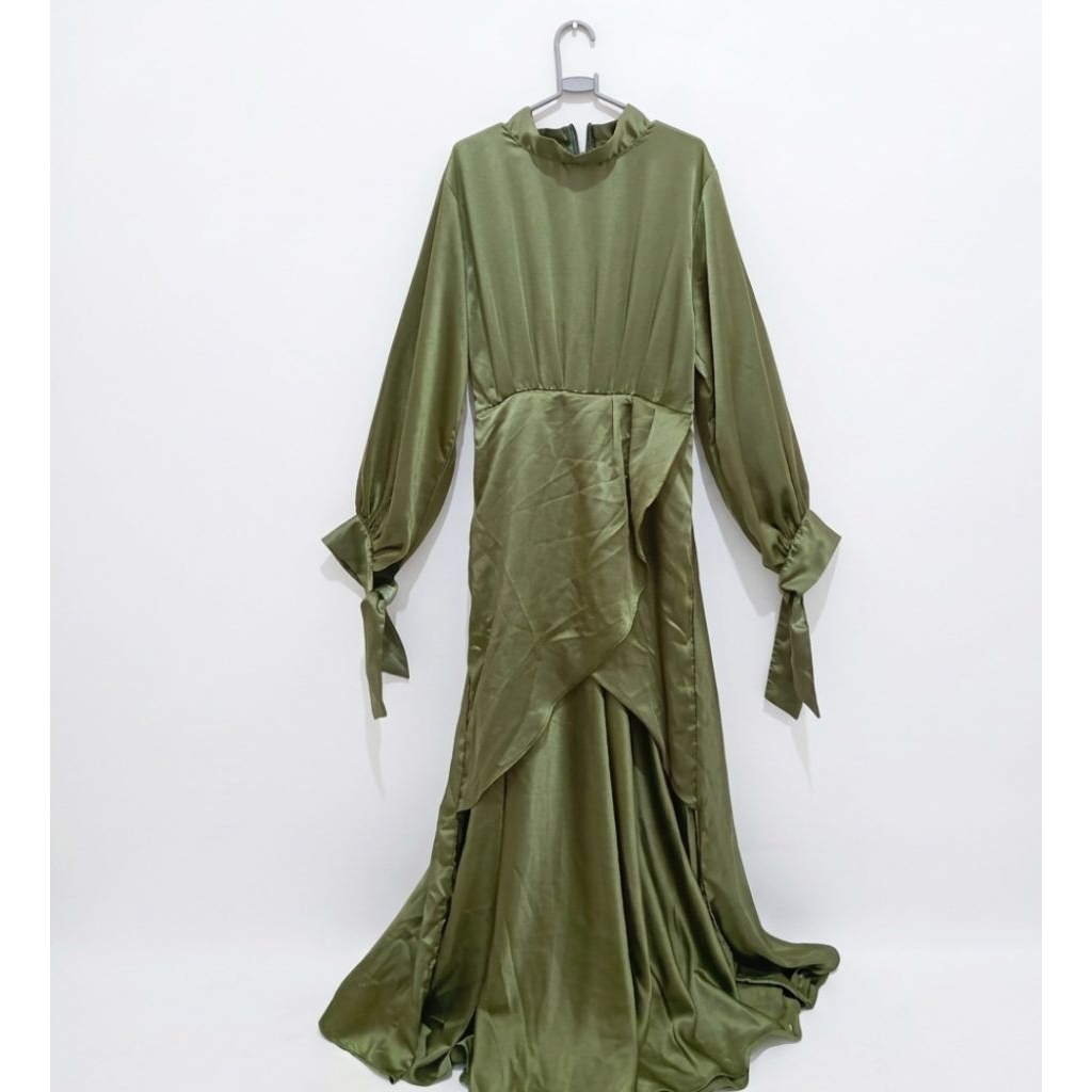 [herclosets] Olive Green Dress Satin Maxi