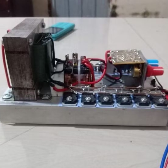 inverter pac 12 transiator flip flop