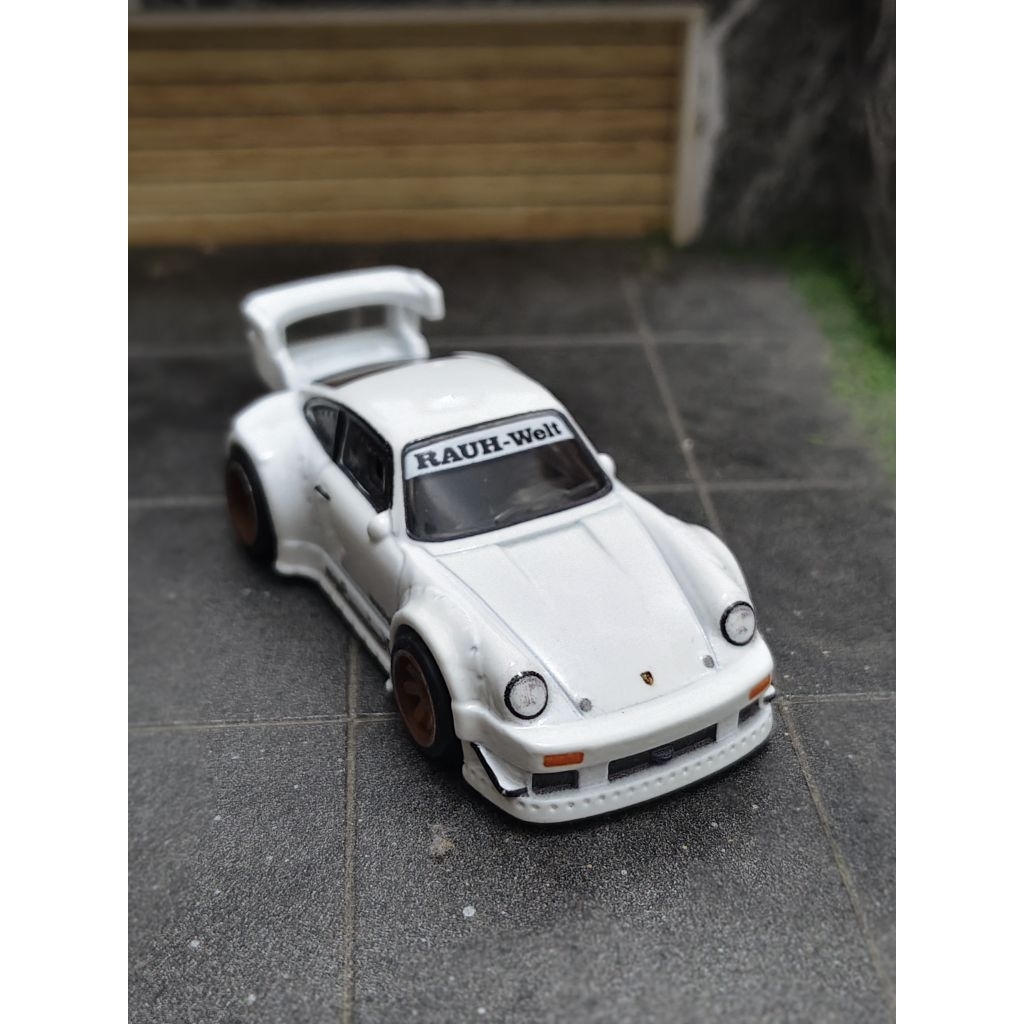 Hotwheels Porsche 930 RWB