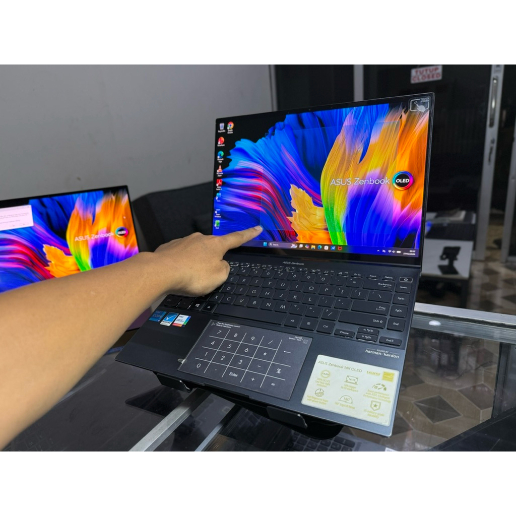 ASUS ZENBOOK UX5401 CORE I5gen11 LAYAR SENTUH OLED 2k