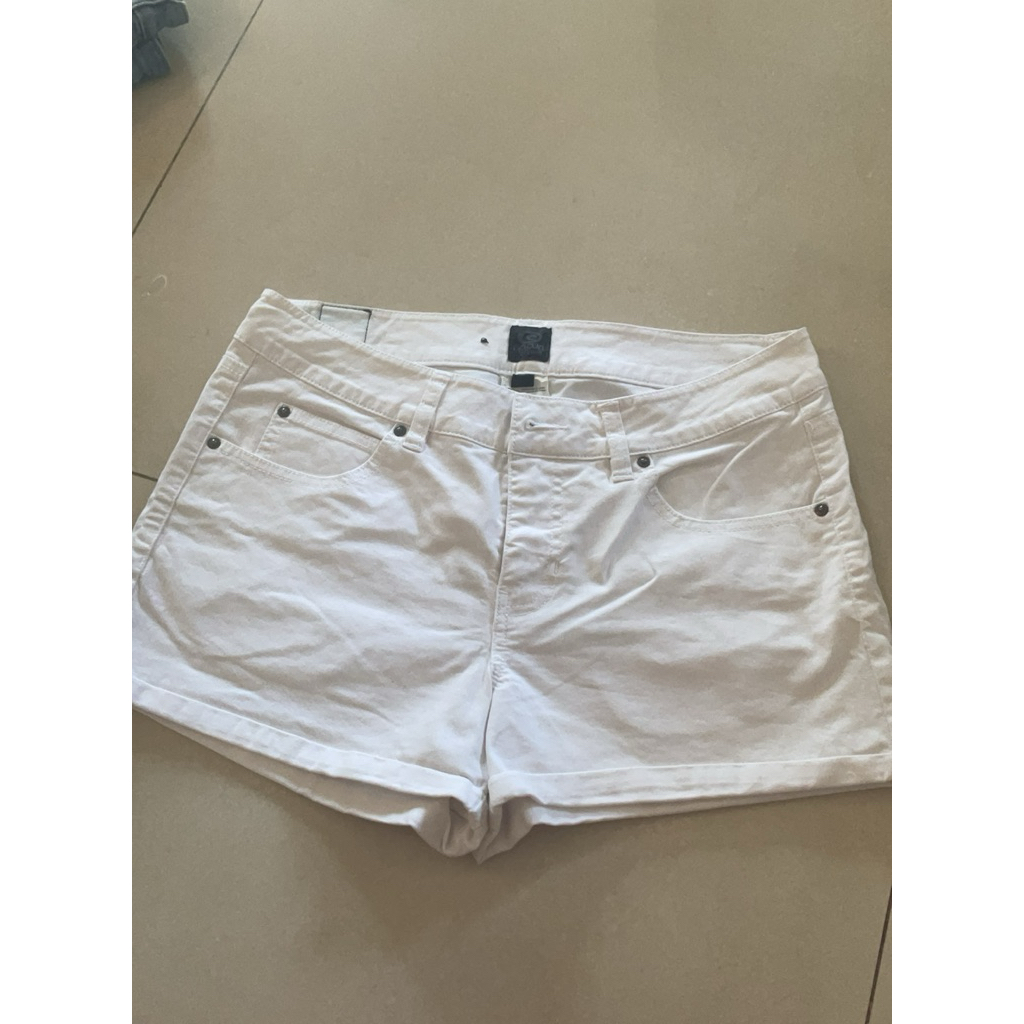 celana pendek ripcurl